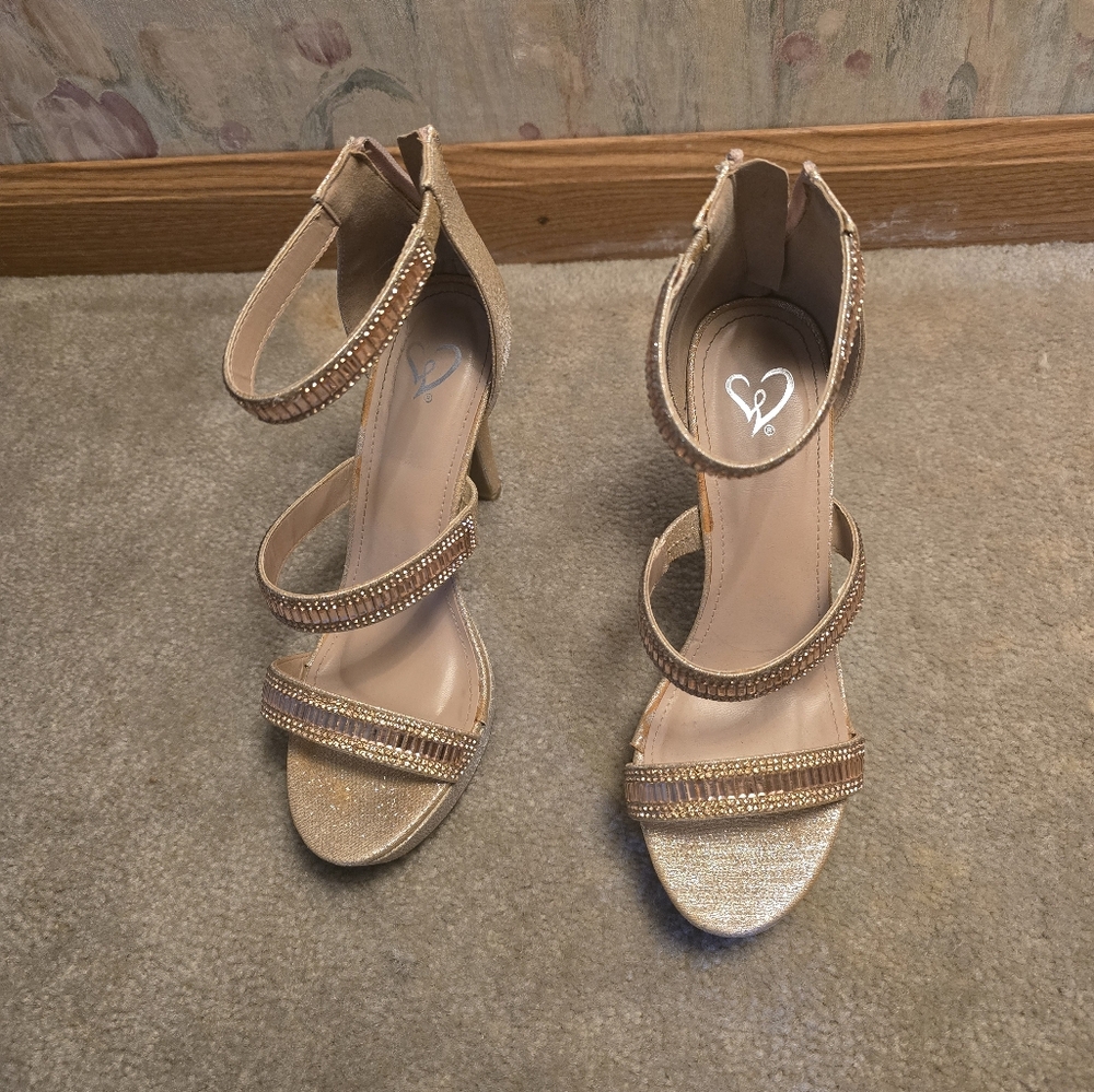 Elegant Gold Strappy Women's Heels